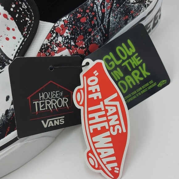 Vans HOUSE OF TERROR Classic Slip On Horror Friday 13th Glow in Dark NEW UK 9 - Picture 8 of 16